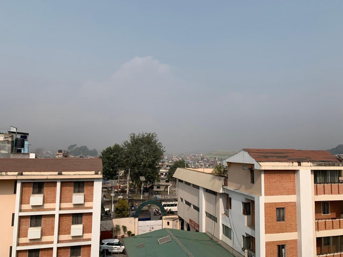 Alpine Hotel & Apartment Kathmandu Exterior foto